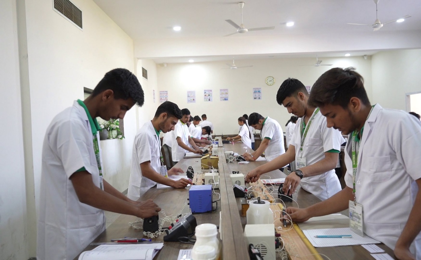 Physics Lab at Matrix High School